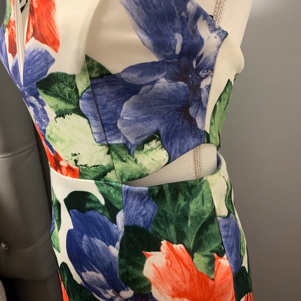 Mini Dress - Picture 4 of 4